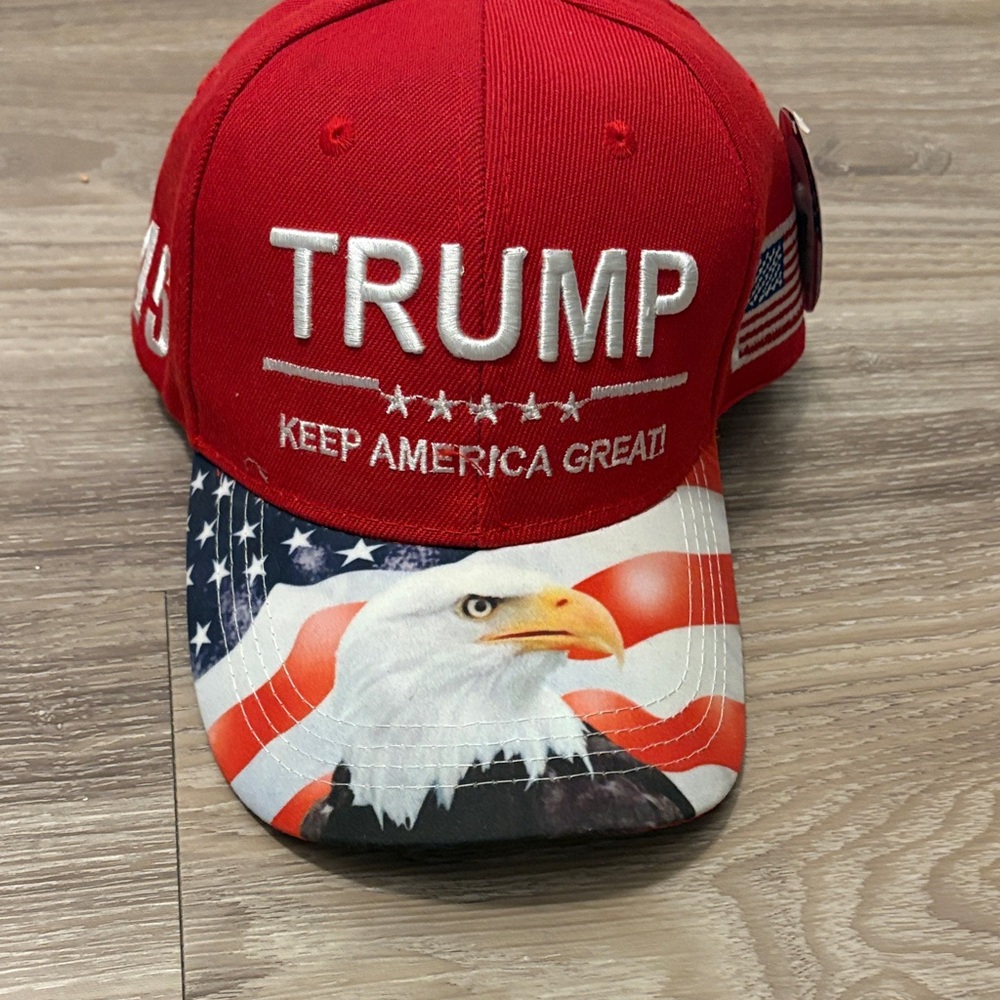 Red Trump 'Keep America Great' Cap with Eagle Design‎ NWT Hat